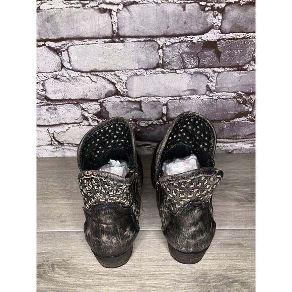 Circle G by Corral Black Leather Cut Out Distressed Heel Ankle Boots Women 9.5M - Picture 8 of 16